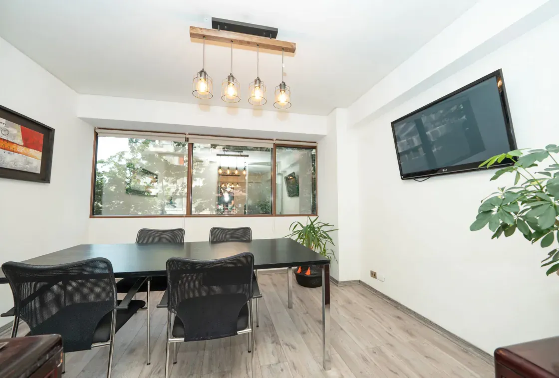 Oficina en Metro Manquehue